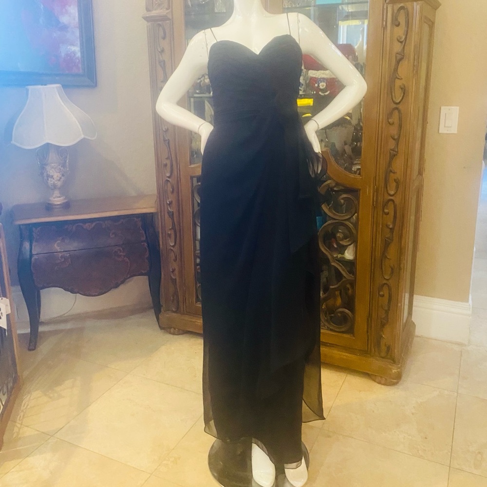 Farinae Collections Black Evening Gown Dress M